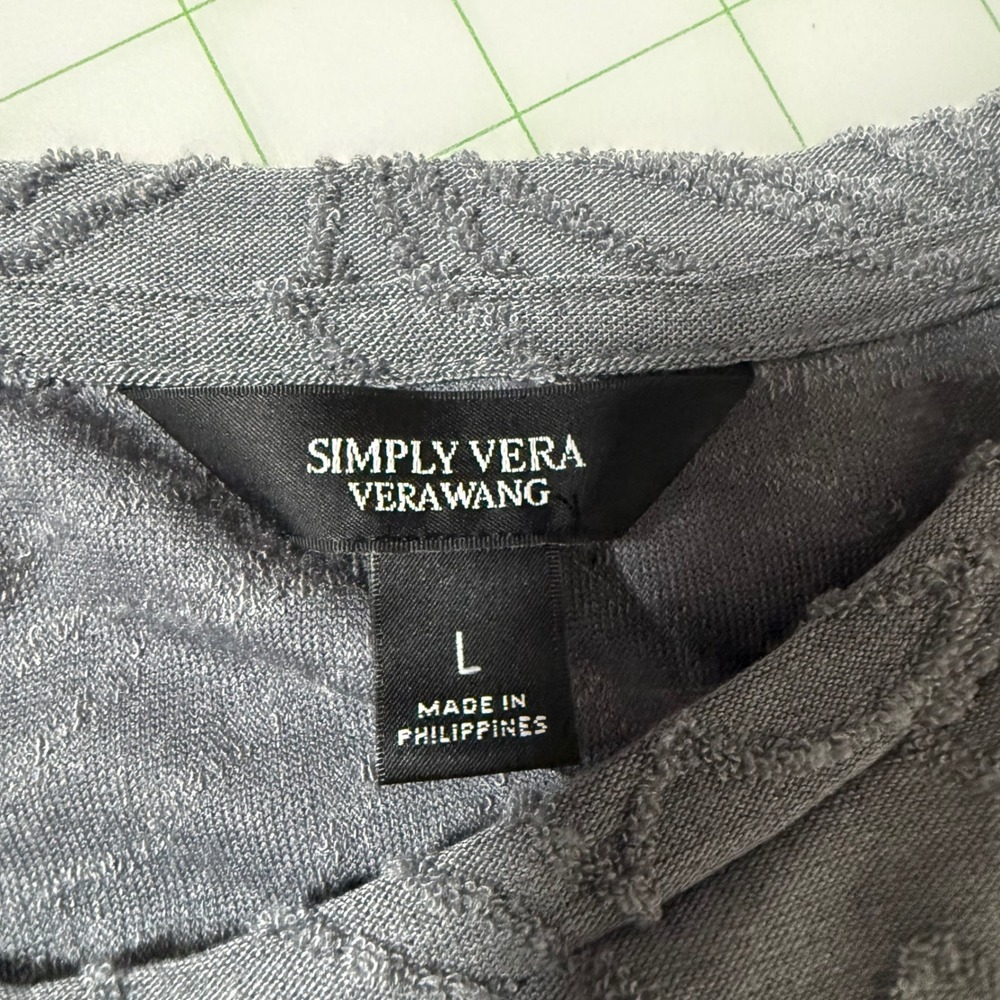 Simply Vera Vera Wong Woven Knit Gray Floral Beach Work Large long sleeve Shirt - Picture 5 of 8